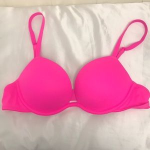 VS PINK wear everywhere super push up bra